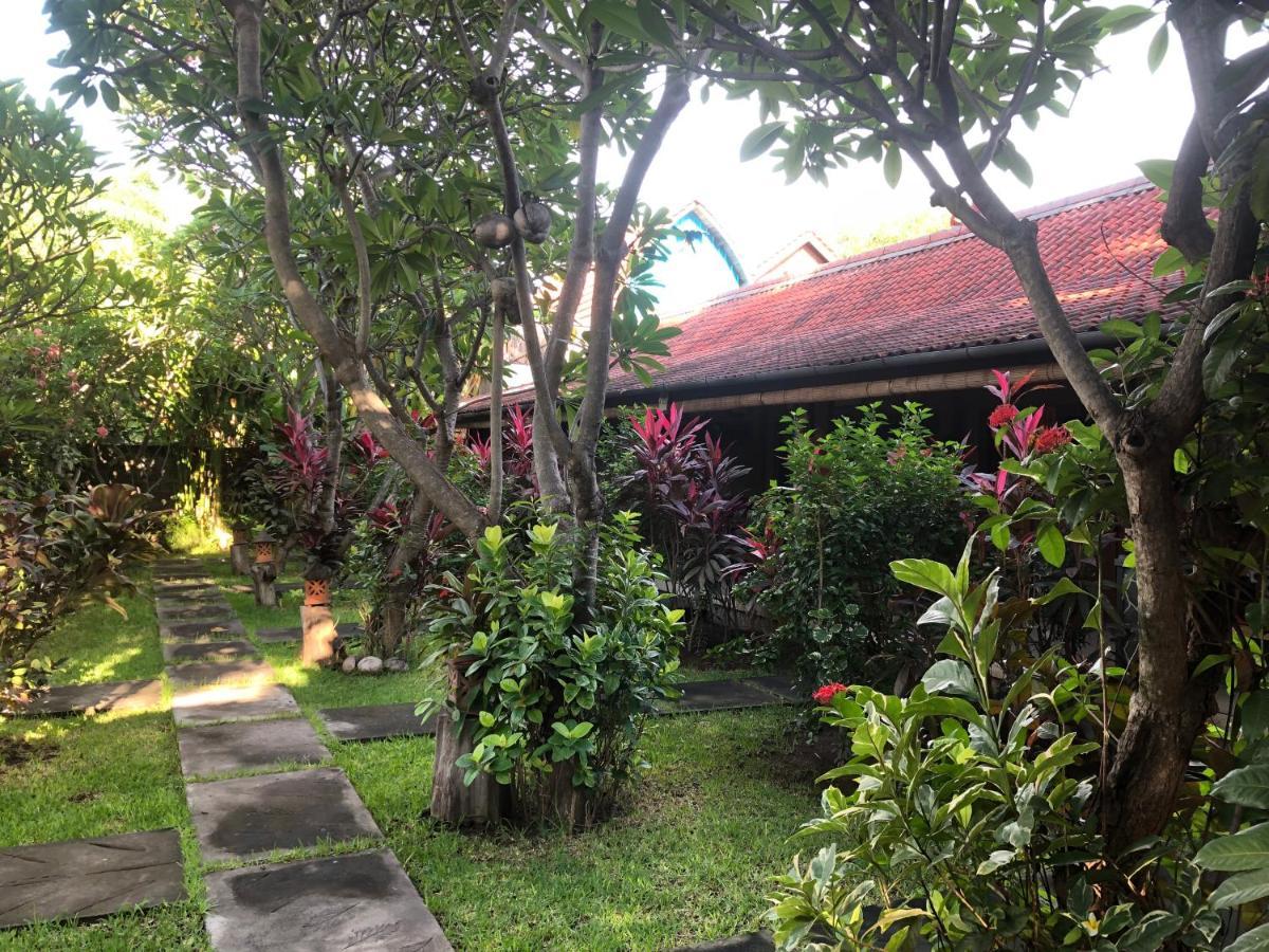 Pondok Shindu Guest House Pemuteran Exterior foto